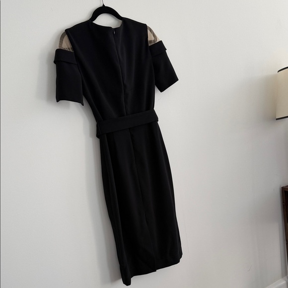 Elegant Black and Tan Dress - Picture 6 of 7
